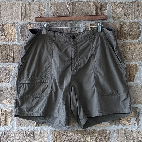 Eastern Mountain Sports Pants - Eastern Mountain Sports Forest Brown 100% Nylon Hiking Shorts Size 16